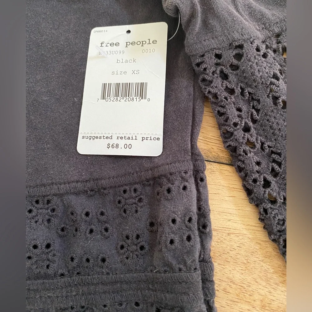 NWT Free People We The Free Women’s XS Black Fitted Crop Long Sleeve Top‎